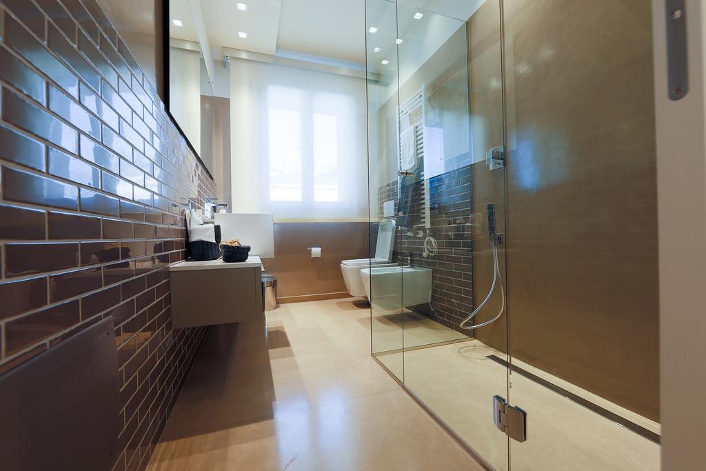 Emilia Suite Comfort Modena Værelse billede